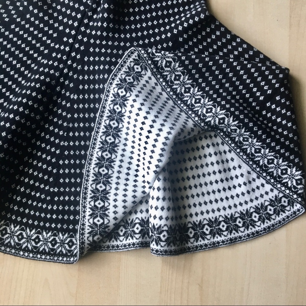 Circle skirt - Picture 2 of 2